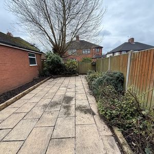 Photo 17- click for photo gallery